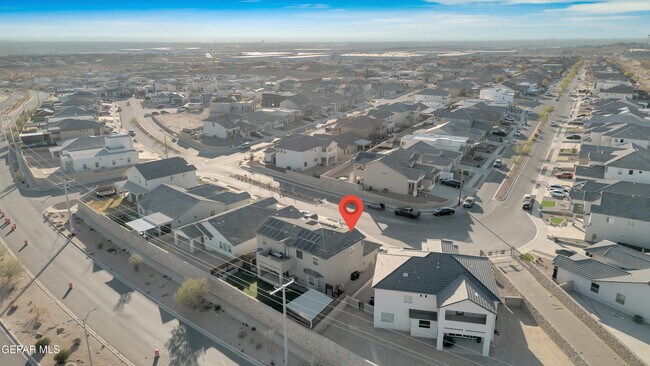 Building Photo - 912 Crystal Deer Dr