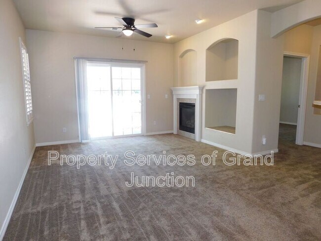 Building Photo - 737 Canvasback Cir