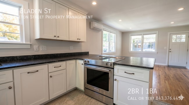 Building Photo - 806 Bladen St