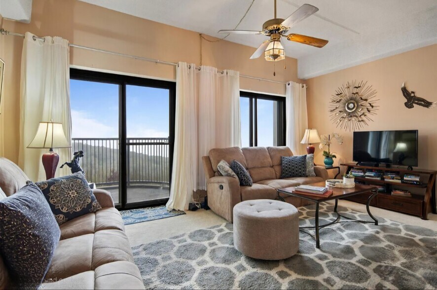 Building Photo - 303 Sugar Top Dr