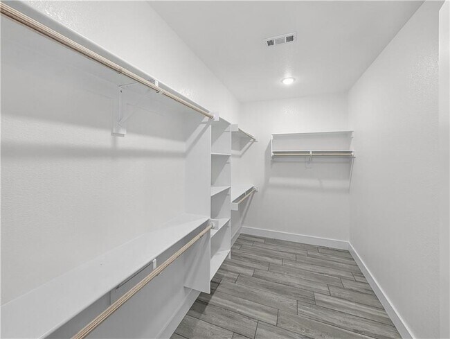 Building Photo - 7962 Teton Trl Ave
