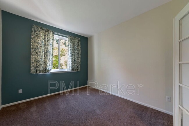 Building Photo - 10285 Turquoise Ct