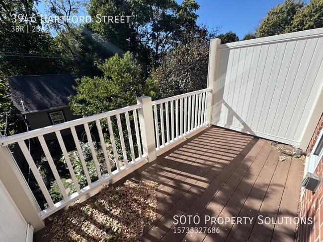 Building Photo - 3946 Hartford St