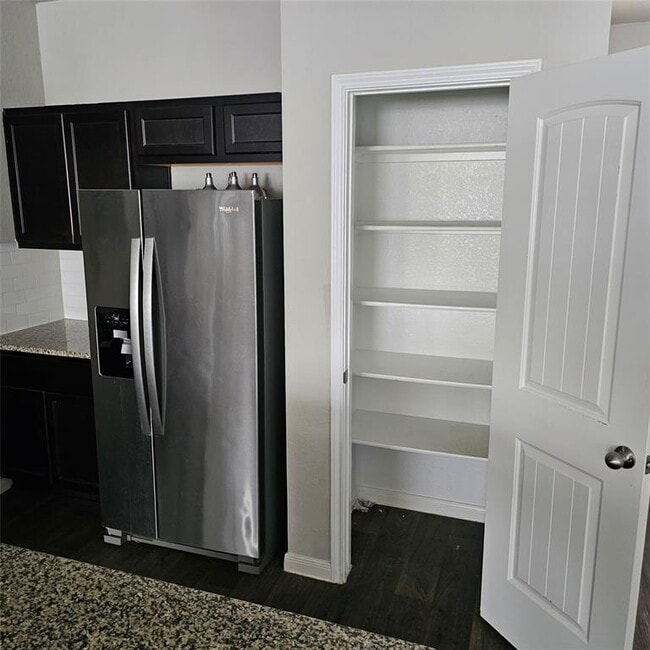 Building Photo - 14010 Macquarie Dr