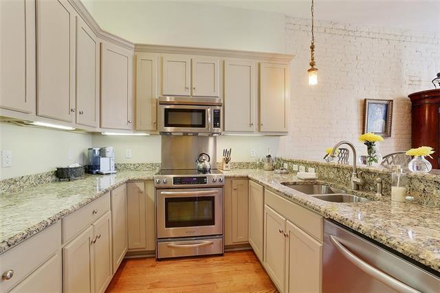 Building Photo - 531 Bienville St