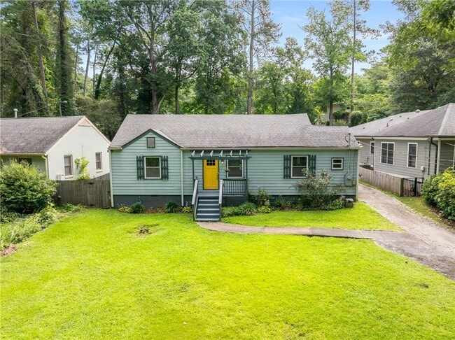 Building Photo - 1398 Deerwood Dr