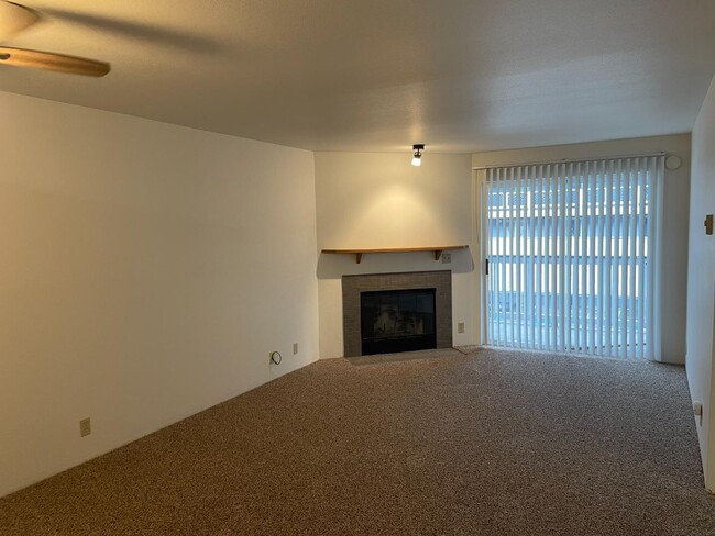 Building Photo - 3160 Adams Ave