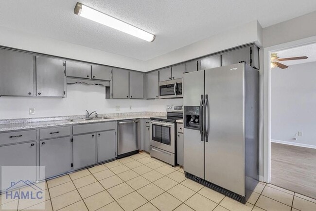 Building Photo - 734 Timber Ridge Trail