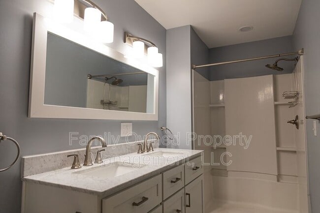 Building Photo - 122 Botany Bay Blvd