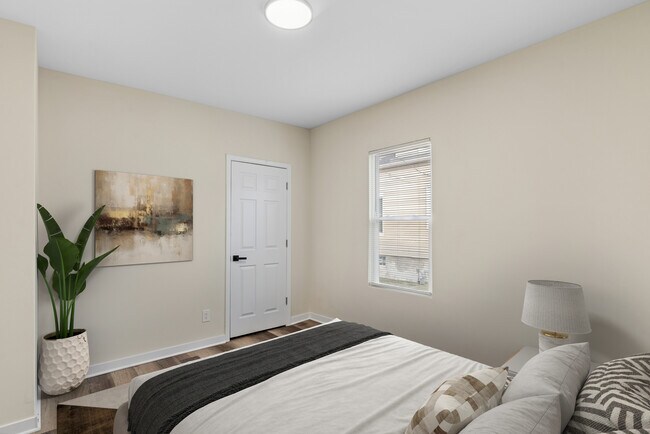 Building Photo - 515 George Ave