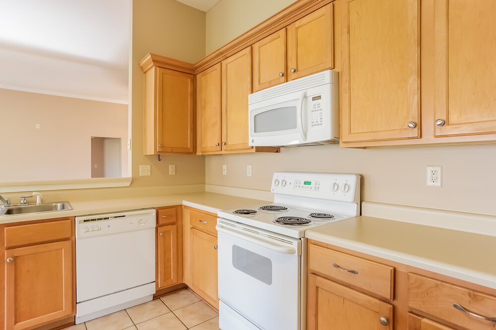 Building Photo - 4064 Sidlehill Dr