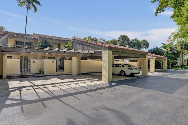 Building Photo - 1330 NW 13th St