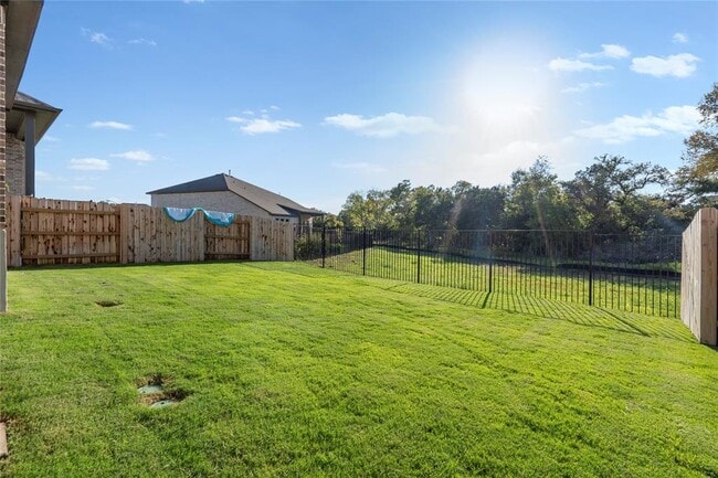 Building Photo - 2521 Dabster Dr