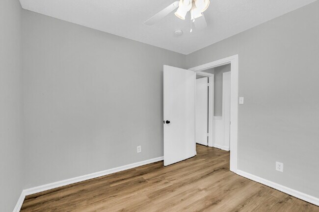 Building Photo - Location, Space and convenience at this adorable home.