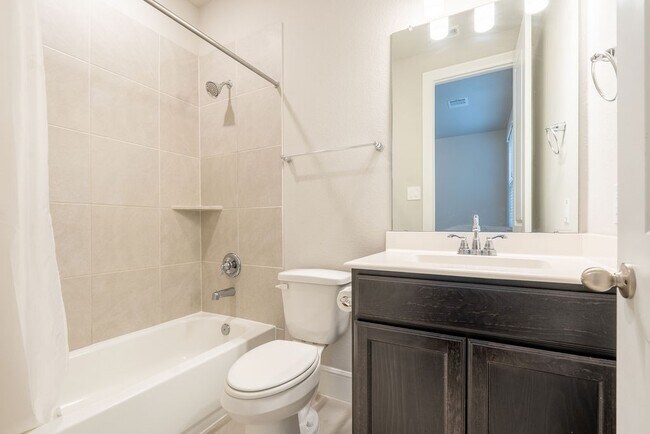 Building Photo - 27479 Vivace Dr