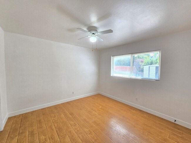 Building Photo - 44221 4th St E