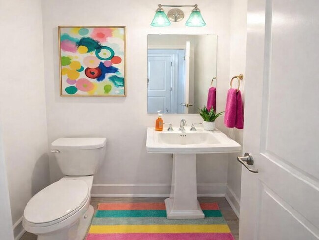 Building Photo - 247 Lewis Fisher Dr