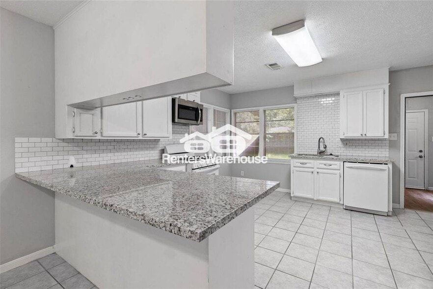 Building Photo - 12109 22nd St