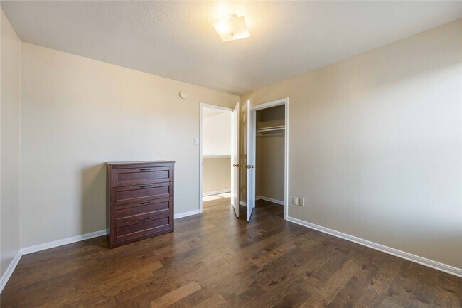 Building Photo - 4806 Cotton Ridge Trail