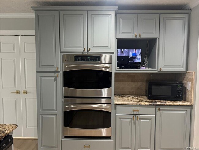 Building Photo - 810 Carter Rd