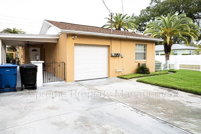 Building Photo - 1300 13th Ave S