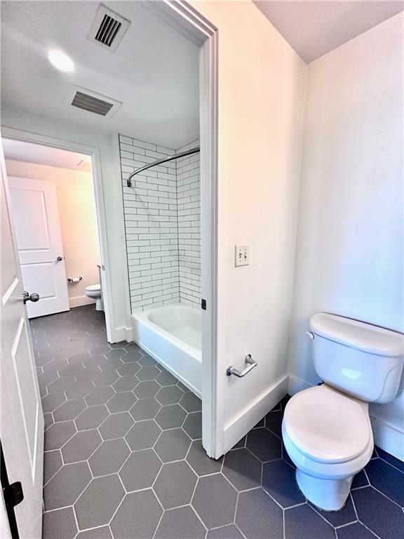 Building Photo - 3338 Peachtree Rd NE