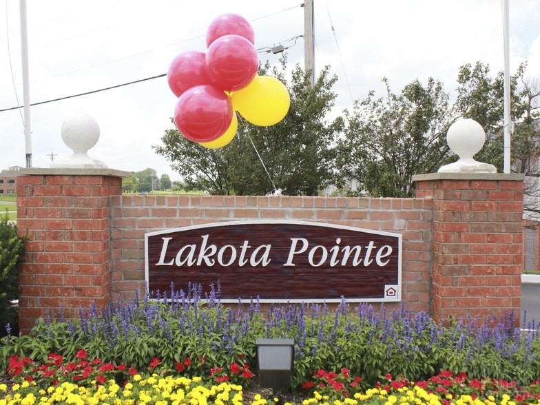 Building Photo - Lakota Pointe I and II