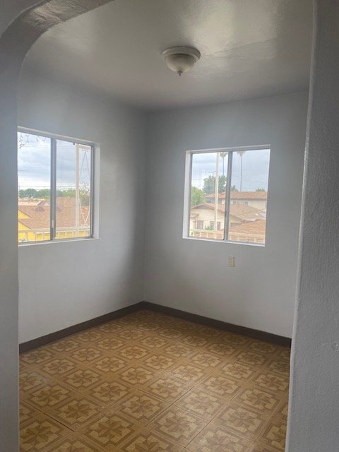 Building Photo - 3641 E 59th Pl