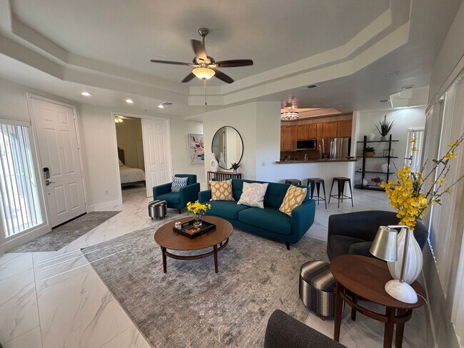 Building Photo - Furnished Scottsdale Condo w/2 car garage