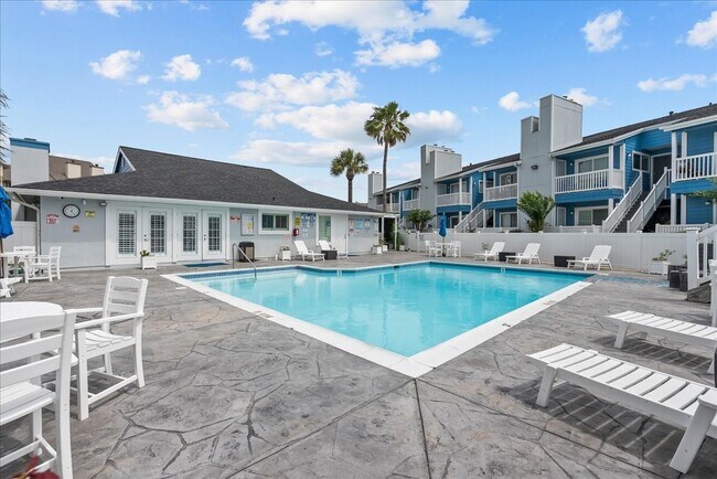Building Photo - 3506 Cove View Blvd