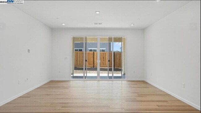 Building Photo - 3000 Red Canard Wy