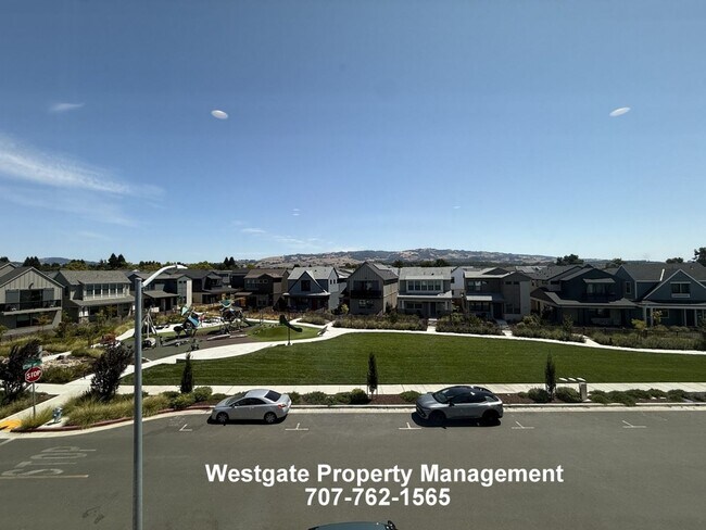 Building Photo - 209 Wellness Wy