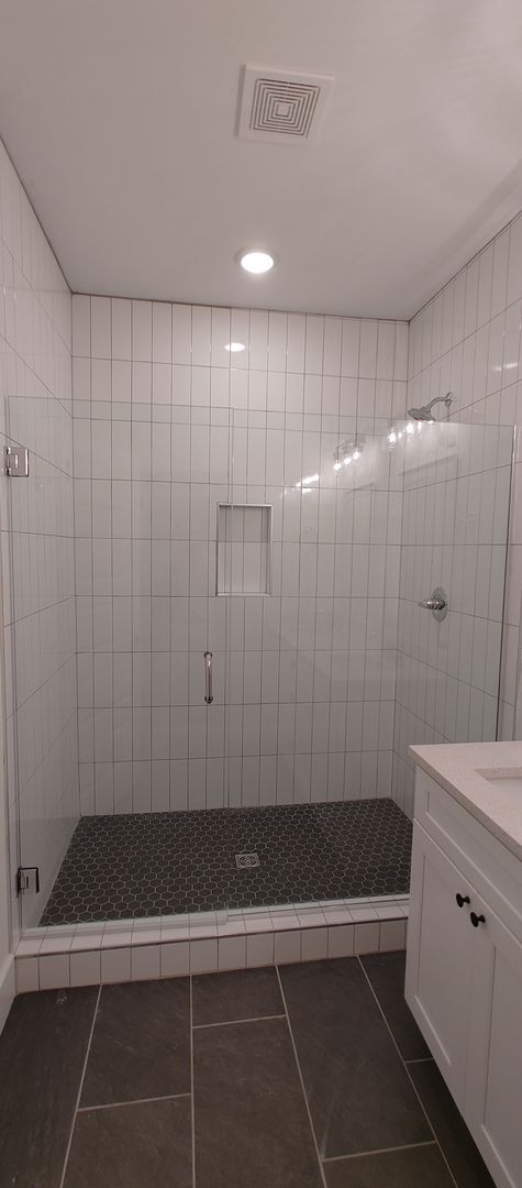 Building Photo - 5-bedroom home with 3 car garage and fully...