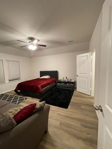 Building Photo - 844 Moonglade Rd