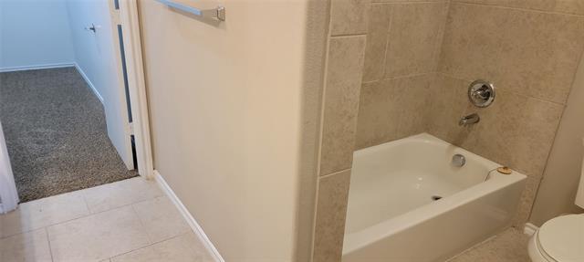 Building Photo - 516 E Hazelwood St