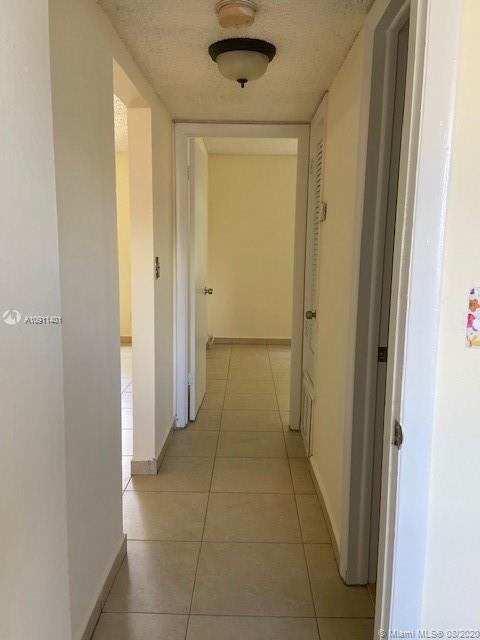 Building Photo - 17255 SW 95th Ave