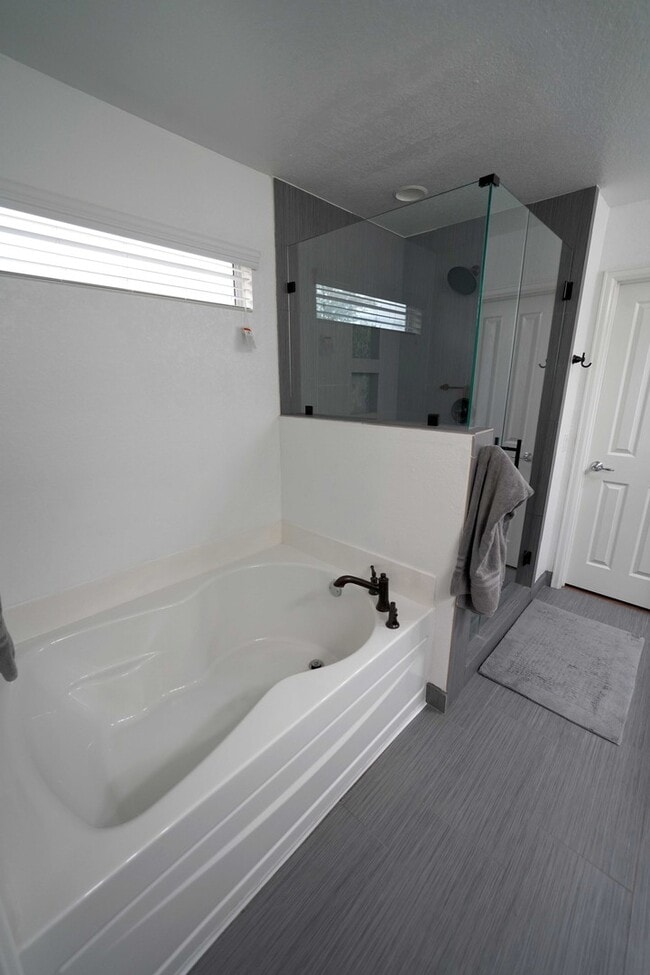 Building Photo - Immaculate Rental in Schertz! Realtor Commission: $500