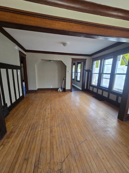 Building Photo - 2566 N 40th St