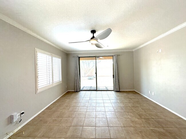 Building Photo - 1719 W Owens Way