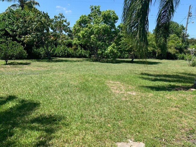 Building Photo - 8245 SW 100th St