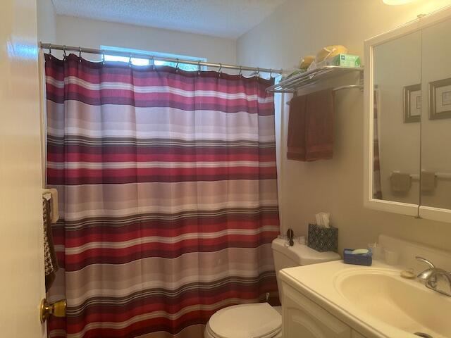 Building Photo - 1561 NE 12th Terrace