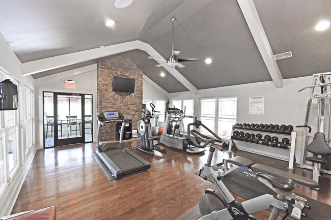 Building Photo - Vetra West End