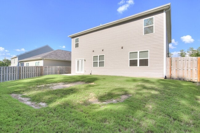 Building Photo - 1115 Sims Dr