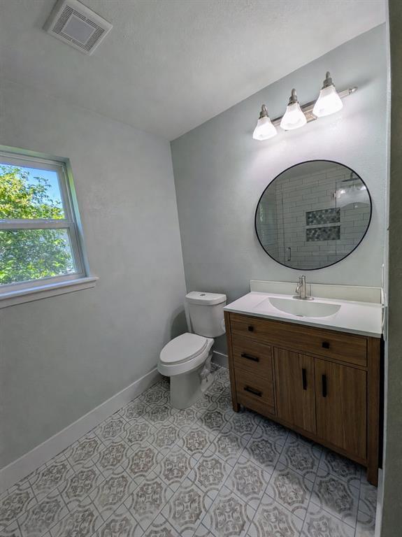 Building Photo - 9705 Marlborough Dr