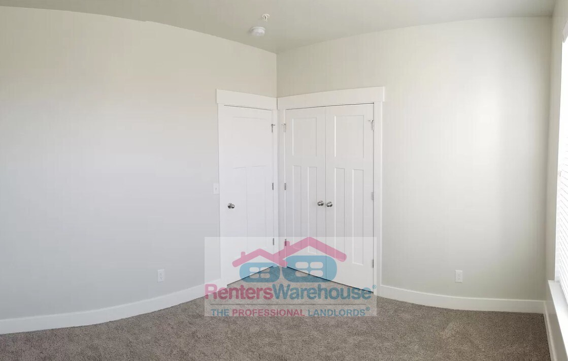 Building Photo - 13084 S Tortola Dr