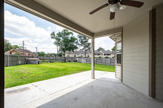 Building Photo - 4831 Eagles Glen Dr