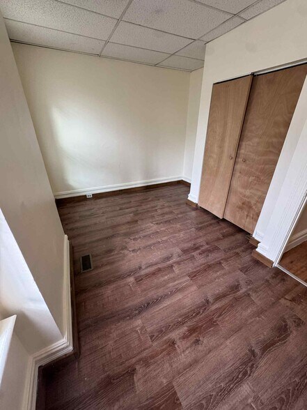 Building Photo - 635 Chestnut St