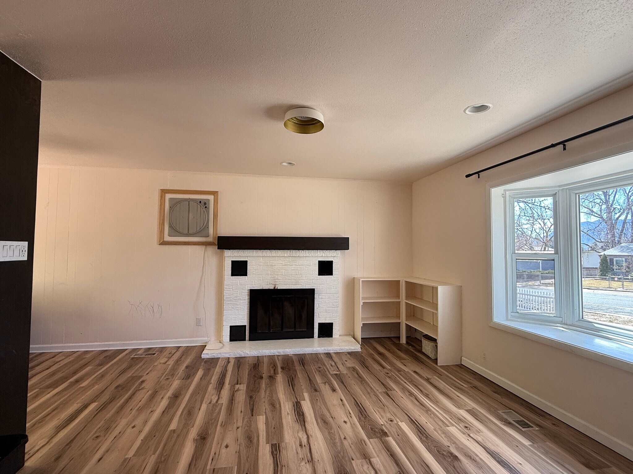 Building Photo - 107 Arlen St