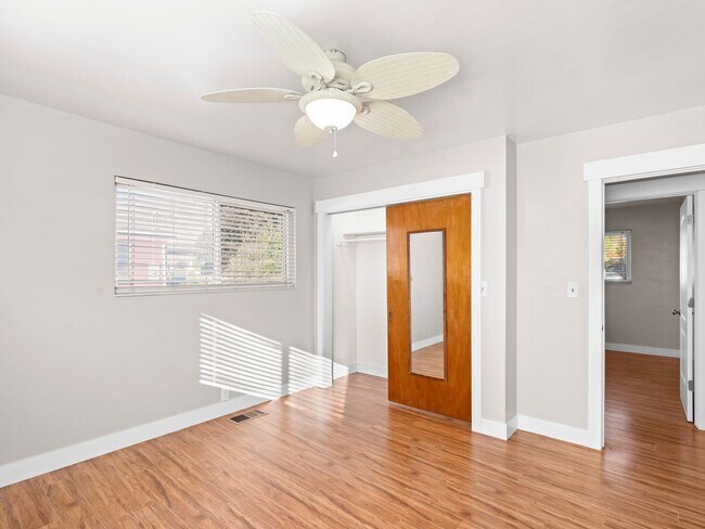 Building Photo - Beautiful home for rent!