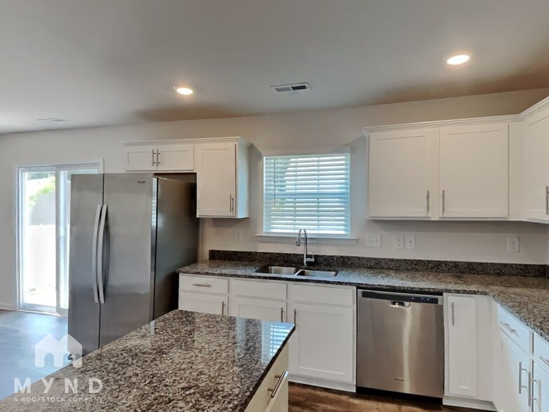 Building Photo - 6030 Elena Lynn Ct